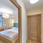 Luxe House Near With Pool,jacuzzi, Sauna ヴィラ