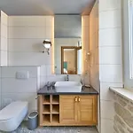 ヴィラ Luxe House Near With Pool,jacuzzi, Sauna イェセニツェ