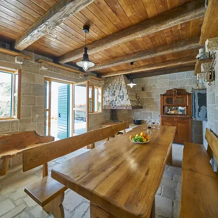 Βίλα Luxe House Near With Pool,jacuzzi, Sauna *