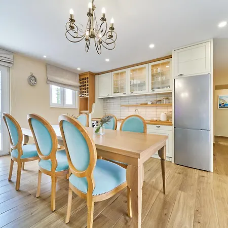 Βίλα Luxe House Near With Pool,jacuzzi, Sauna *