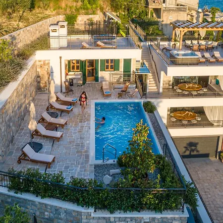 Luxe House Near With Pool,jacuzzi, Sauna *